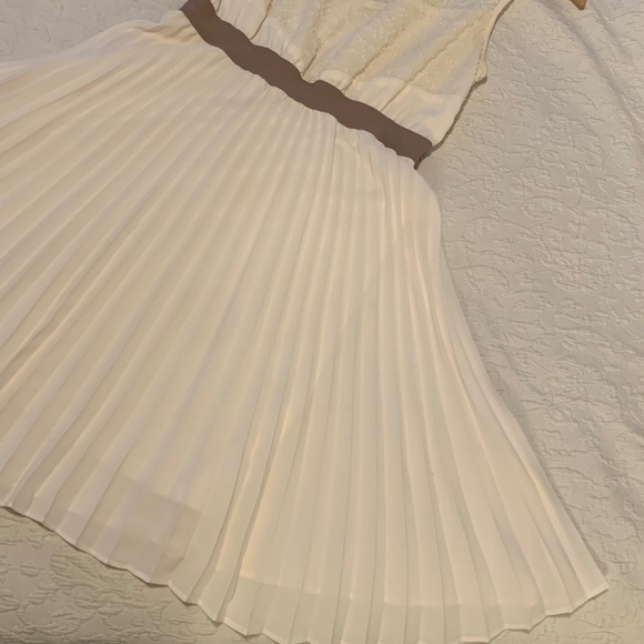 Cream Accordion and Lace Dress (Small) - Picture 1 of 7